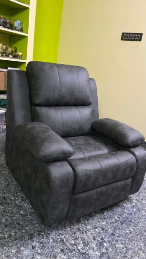 Recliner Model 18